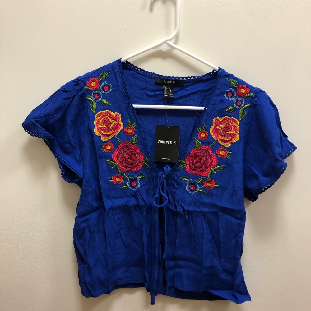 Floral embroidered top